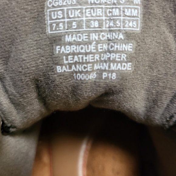 Rockport Cobb Hill Hightop Walking Shoes - Picture 5 of 5